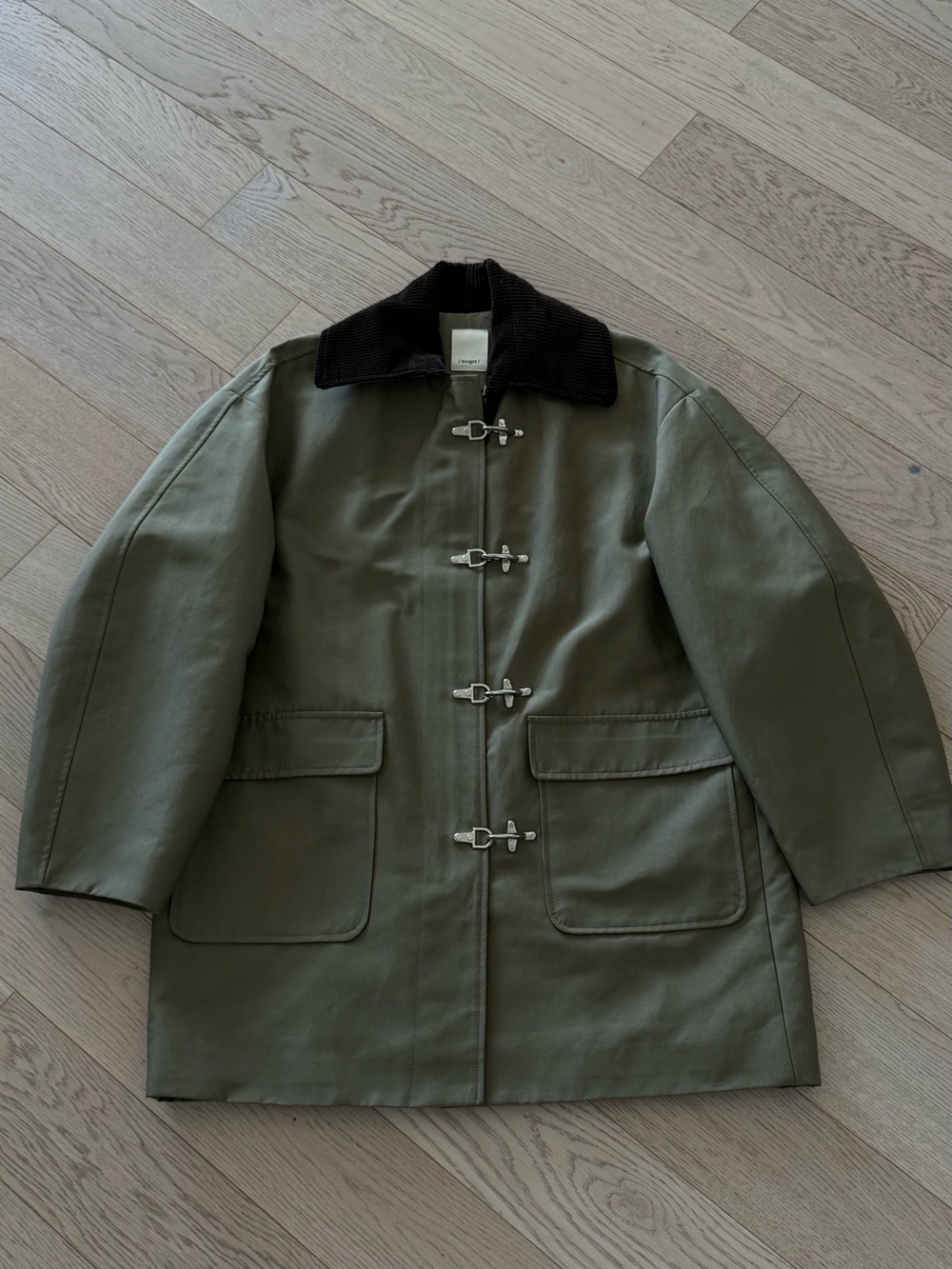Olive fireman clasp Utility Toggle Jacket with Contrast Collar